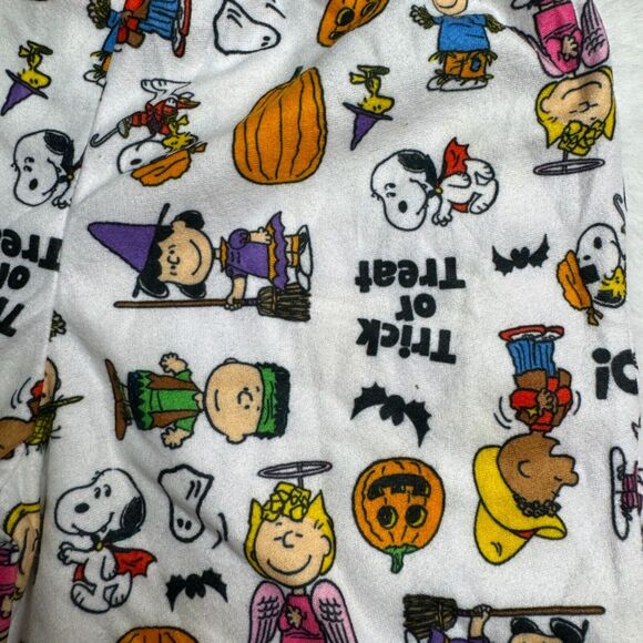 Peanuts Snoopy Kids Pajama Set Halloween Matching Family 24M Shirt Pants‎ PJs - Picture 3 of 13